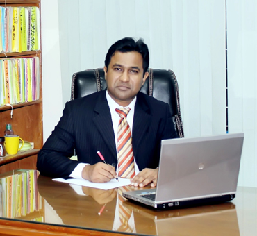 Krishnendu Deb Roy, M.Com, FCA